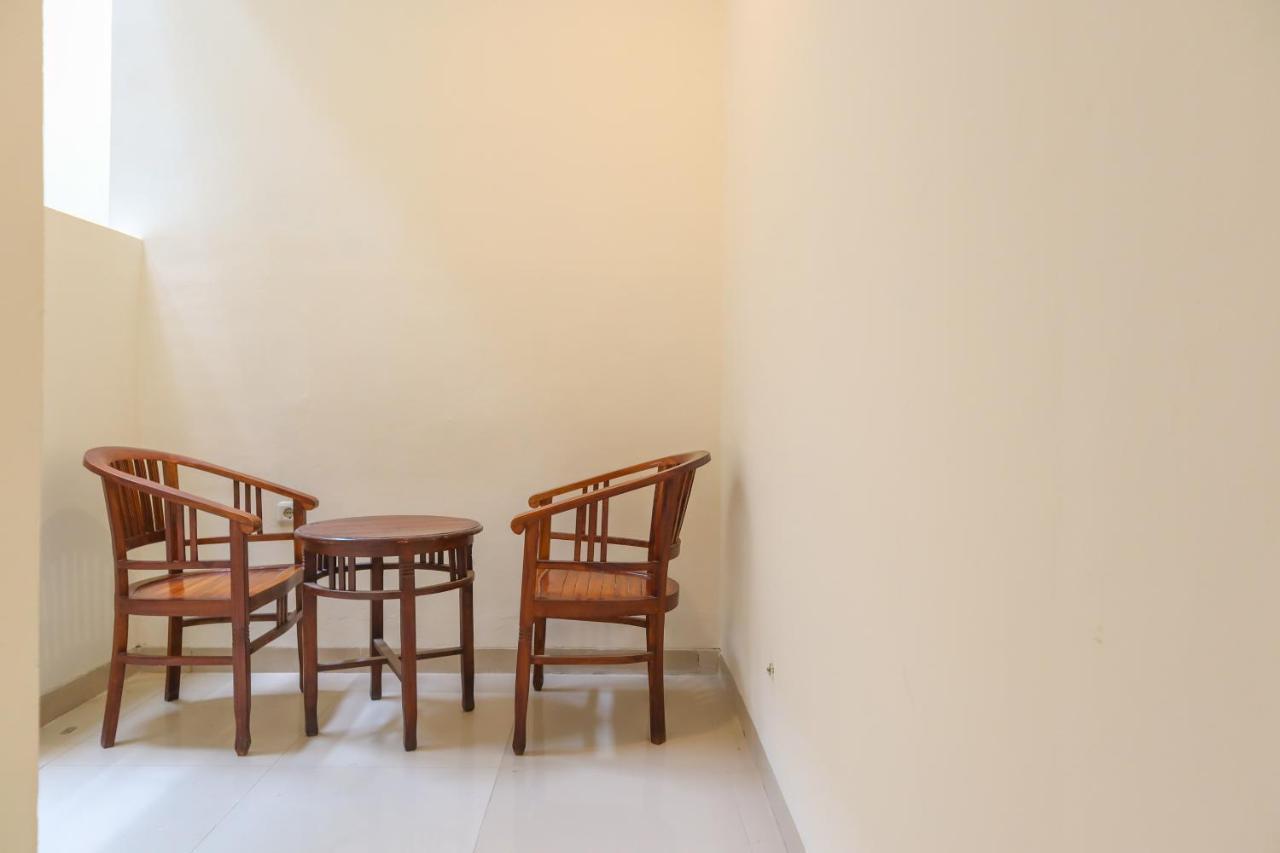 ג'קרטה Oyo 2768 Oq Residence מראה חיצוני תמונה